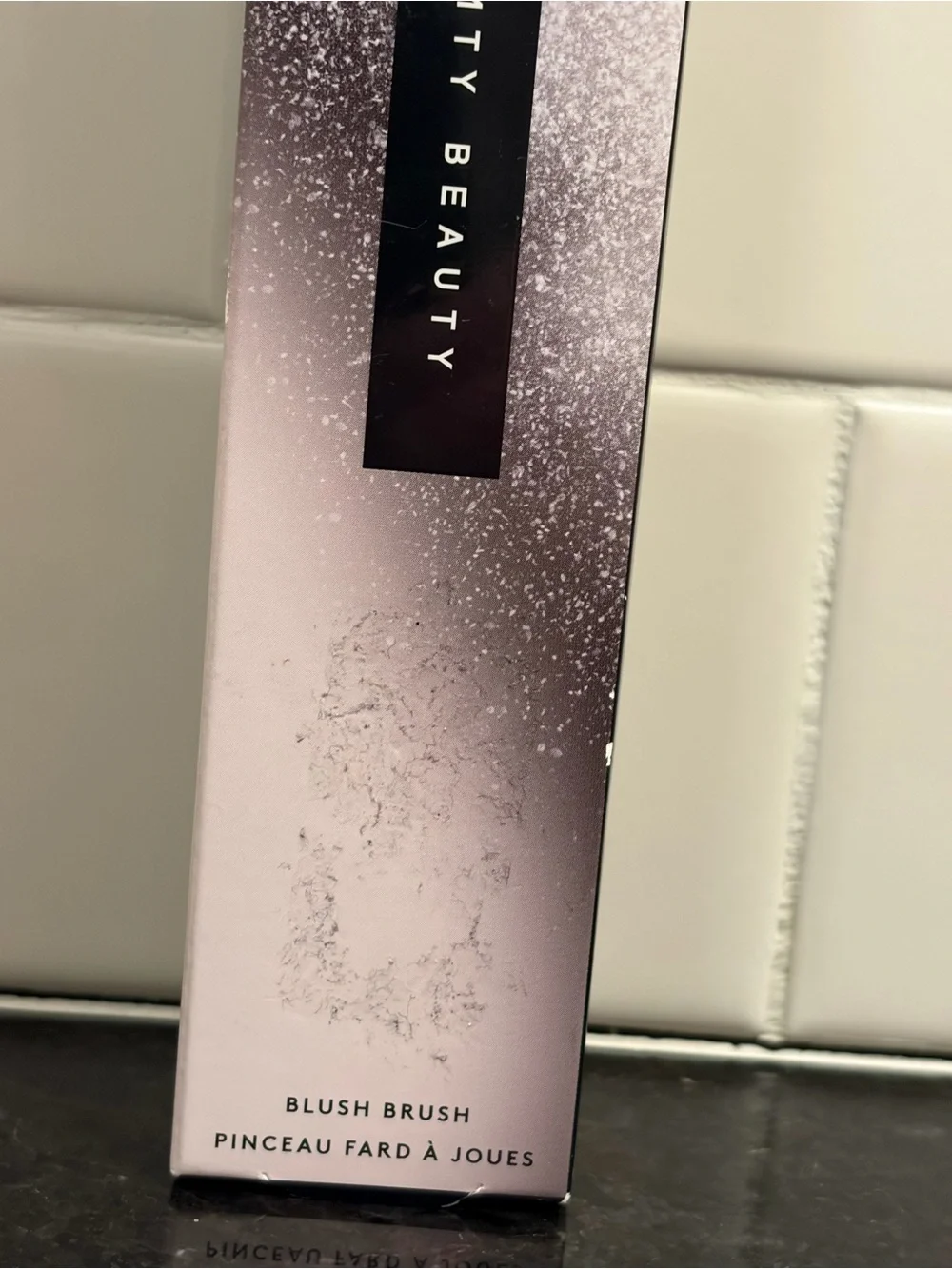 Fenty Beauty - The Blush Brush 155 - New in Box